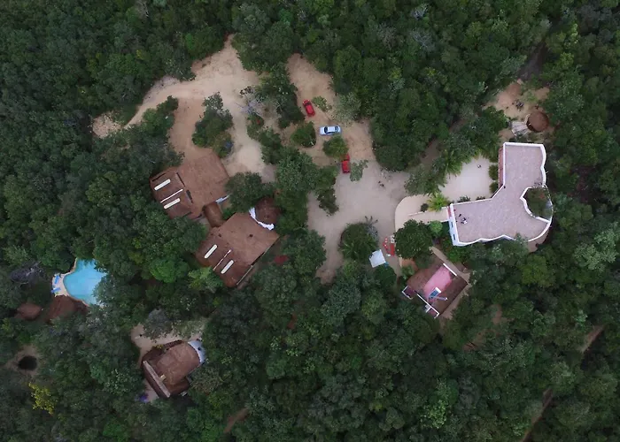 Lodge Pueblito Selva Chemuyil